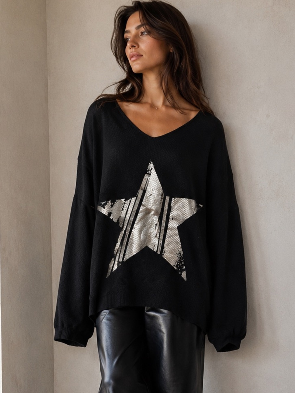 Olls Italy L Black Star Oversized Stretch Sweater M-XL
